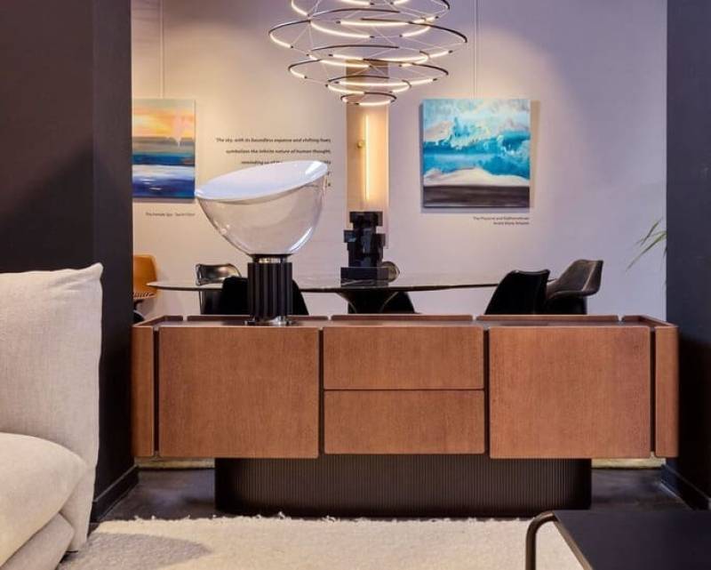 Buffet Punt et lampe Taccia de Flos