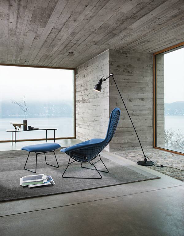 Bertoia lounge chair asymetruc