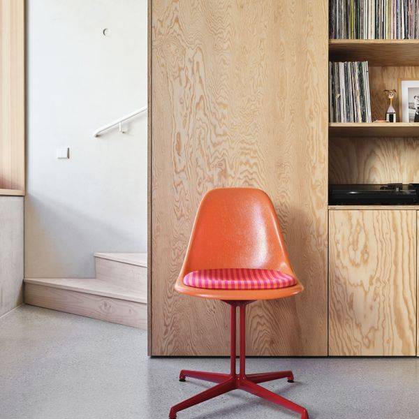Eames Side Chair La Fonda rouge