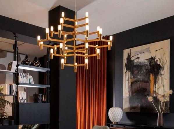 La suspension Crown Major de Nemo Lighting