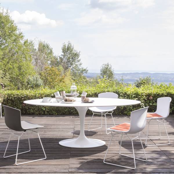 Table Saarinen