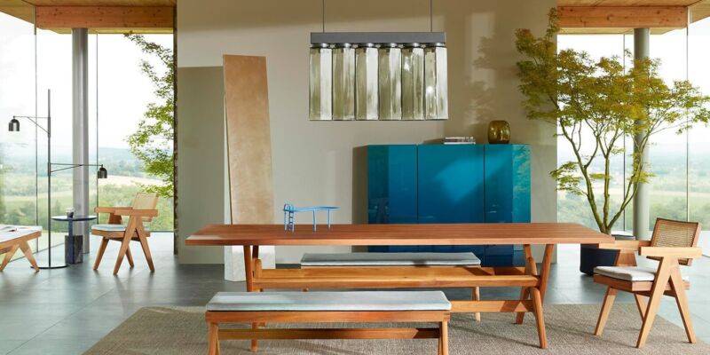 Civil Bench de Pierre Jeanneret édité par Cassina