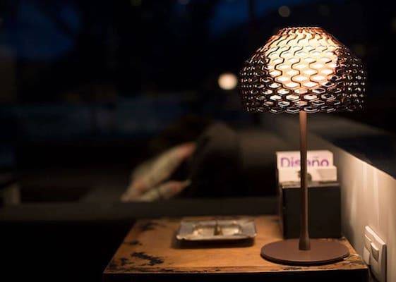 Lampe de table Tatou de Patricia Urquiola pour Flos