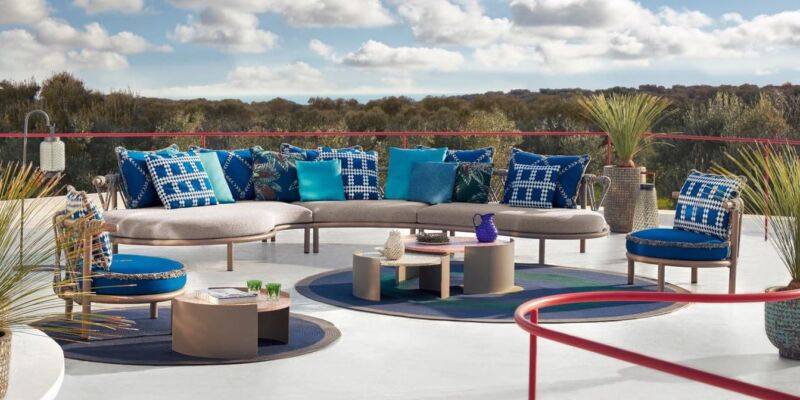 Le canapé Trampoline 561 chez Cassina